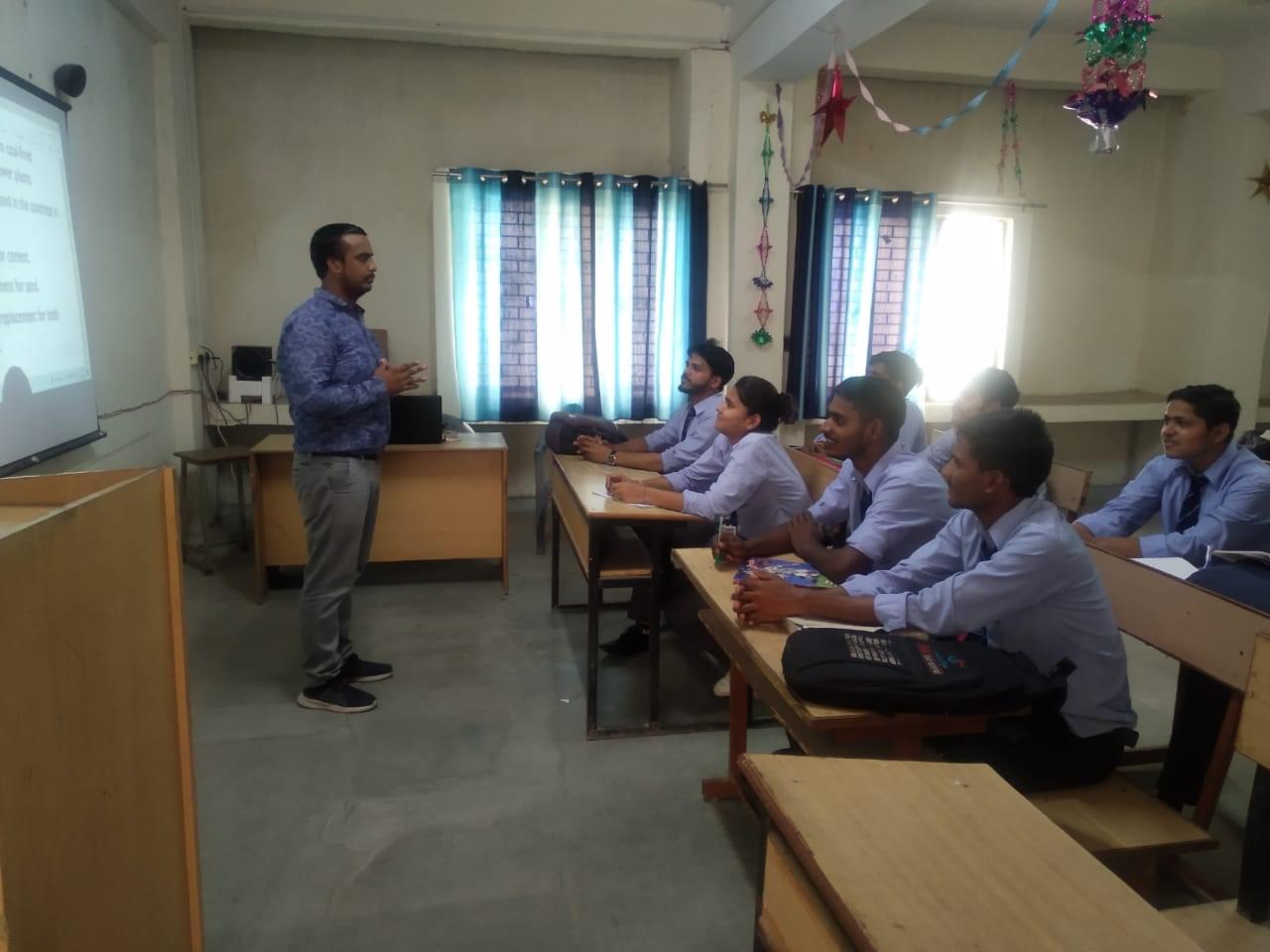 Eshan College of Engineering & Management Agra Digital Classroom photo 8